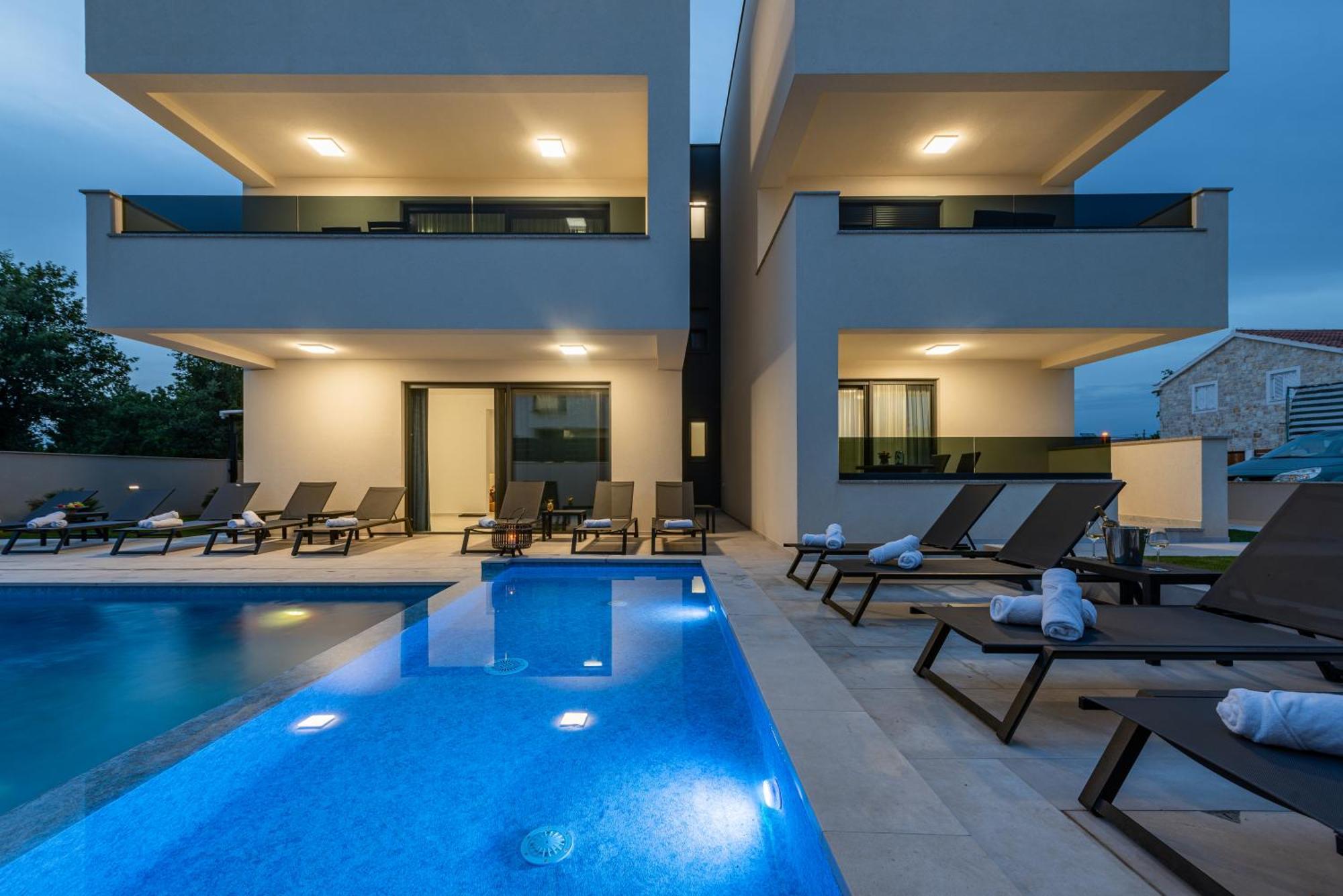 זאטון Apartments Menalo Elegance מראה חיצוני תמונה