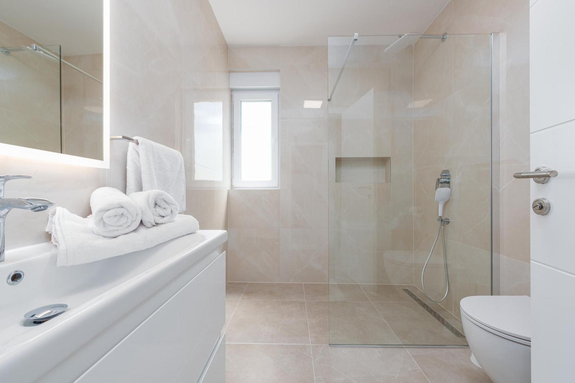 זאטון Apartments Menalo Elegance מראה חיצוני תמונה