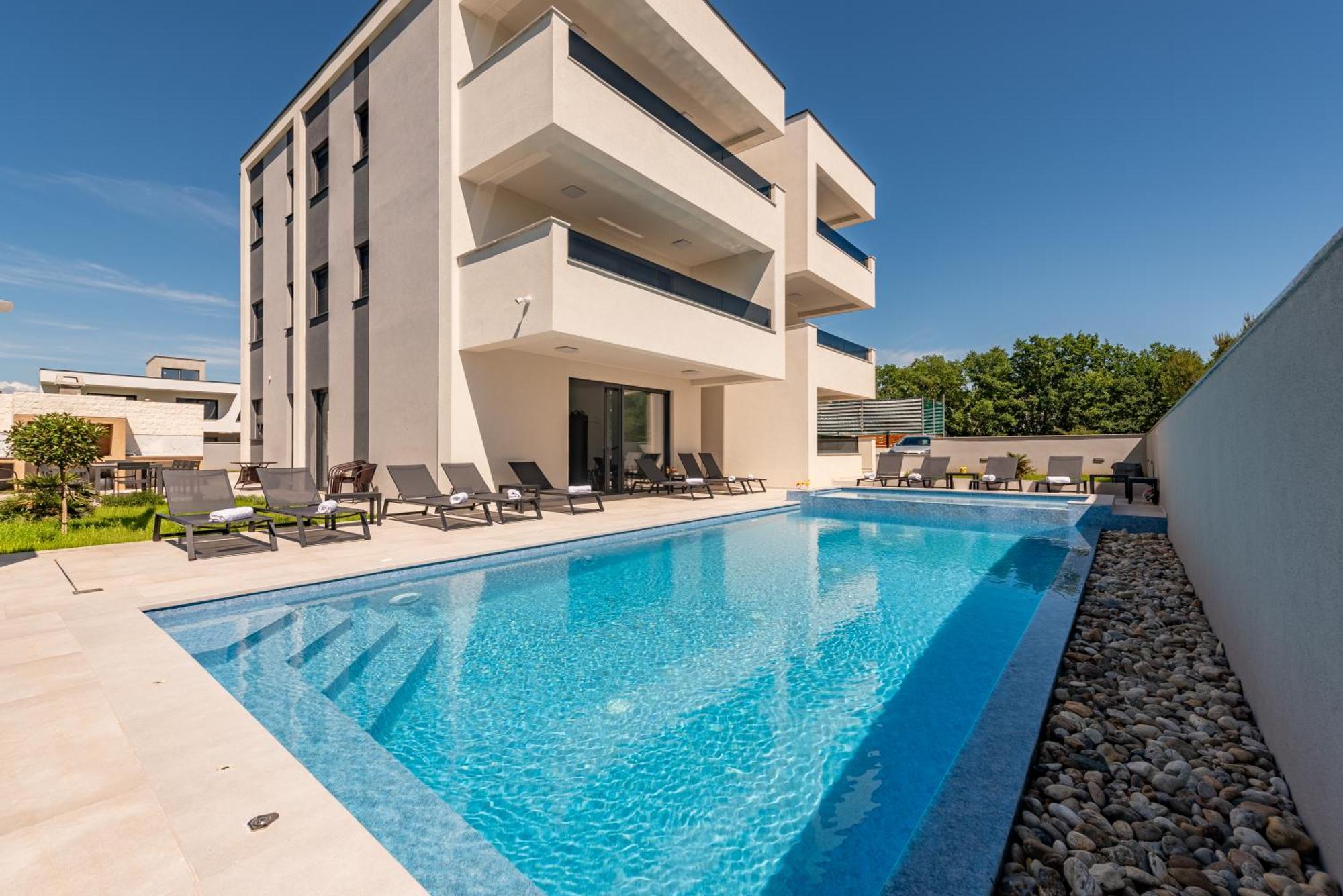 זאטון Apartments Menalo Elegance מראה חיצוני תמונה