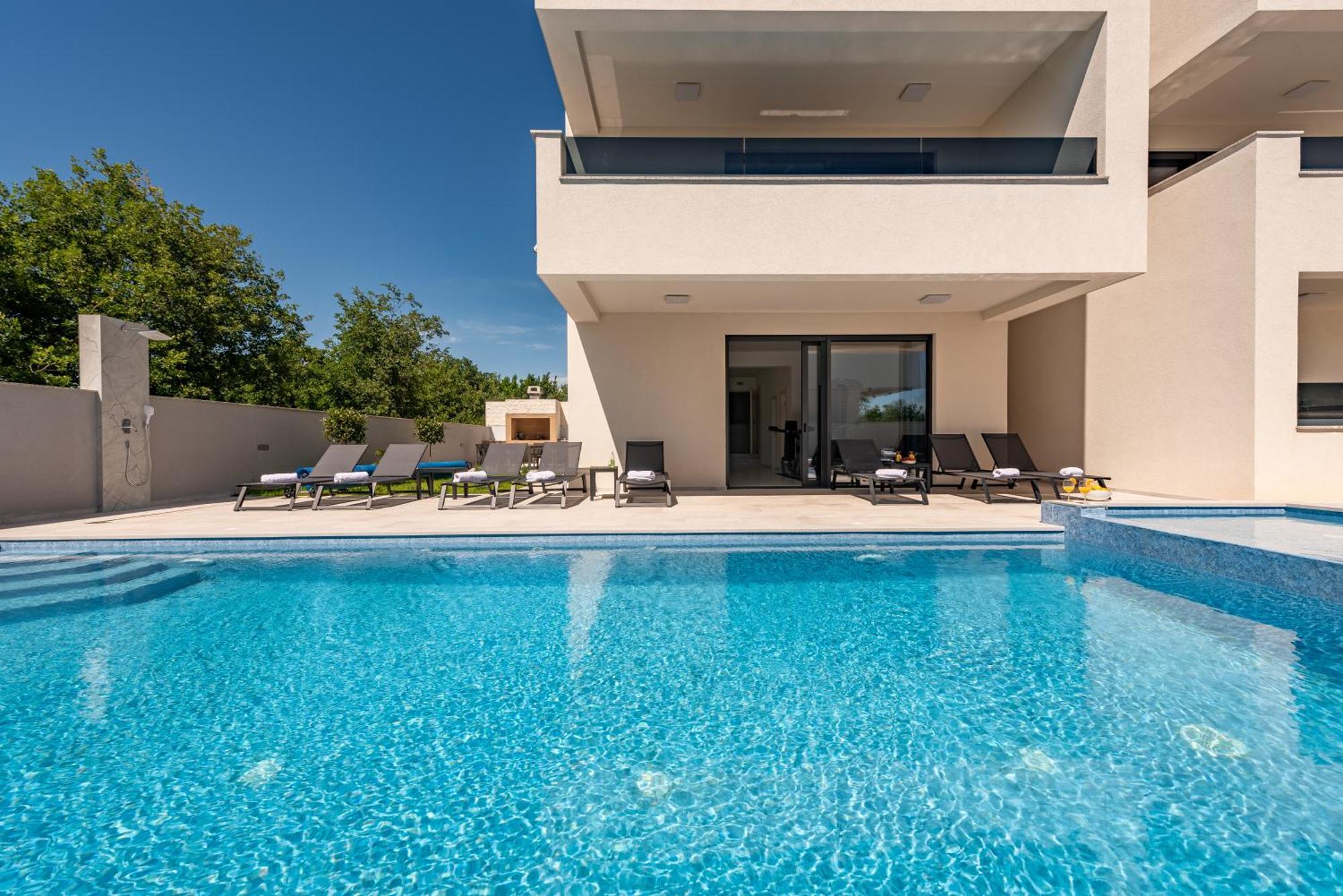 זאטון Apartments Menalo Elegance מראה חיצוני תמונה